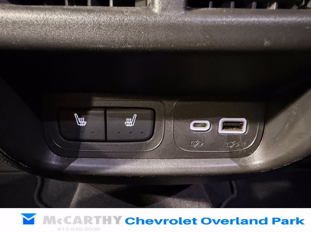 Used 2024 Cadillac XT4 Luxury w/ Cold Weather Package FWD image 27