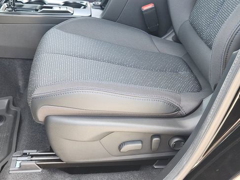 New 2026 Subaru Forester Premium AWD/4WD image 18