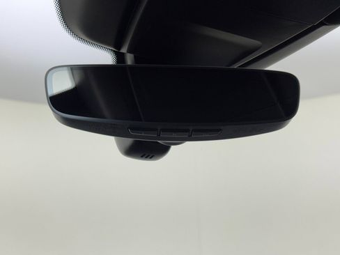 Used 2024 Porsche Panamera 4 w/ Premium Package image 33