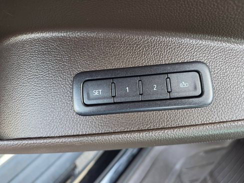 Used 2019 GMC Yukon Denali w/ Denali Ultimate Package AWD/4WD image 25