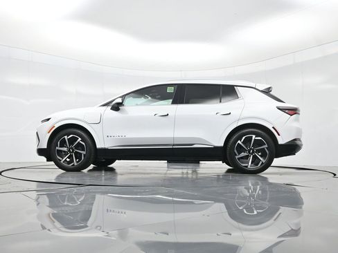 Used 2025 Chevrolet Equinox EV LT w/ Convenience Package image 48