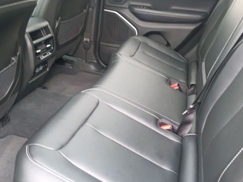 Used 2023 Jeep Grand Cherokee 4WD 4xe image 17