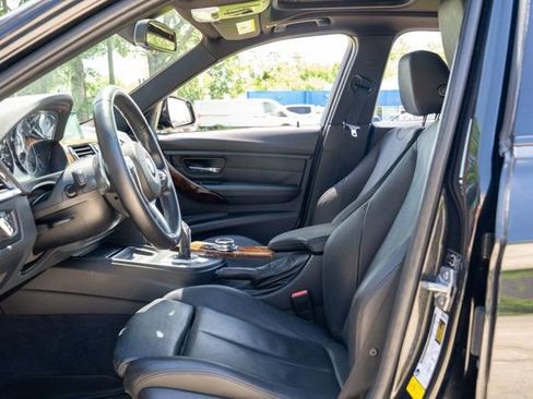 Used 2014 BMW 335i Sedan RWD image 17