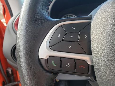 Used 2016 Jeep Renegade Trailhawk image 16