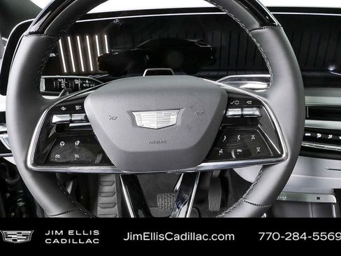 New 2026 Cadillac Lyriq Premium Luxury image 10