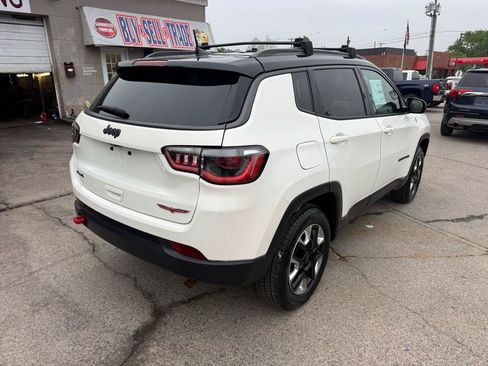 Used 2018 Jeep Compass Trailhawk AWD/4WD image 7