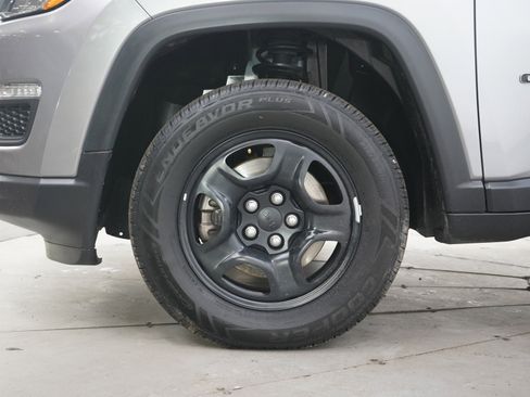 Used 2019 Jeep Compass Sport AWD/4WD image 28
