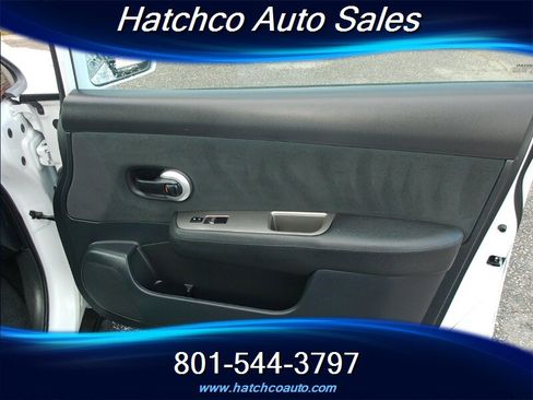 Used 2012 Nissan Versa 1.8 S image 24