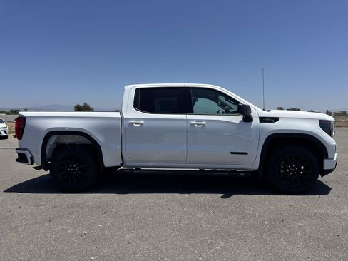 New 2026 GMC Sierra 1500 Elevation w/ LPO, Elevation Black Package RWD image 3