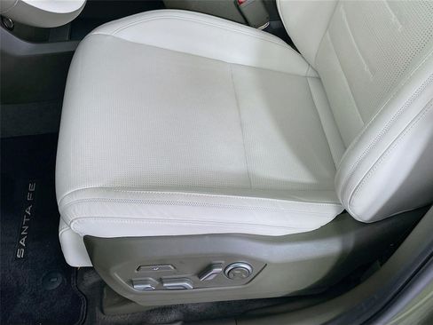 Certified 2025 Hyundai Santa Fe Calligraphy FWD image 24