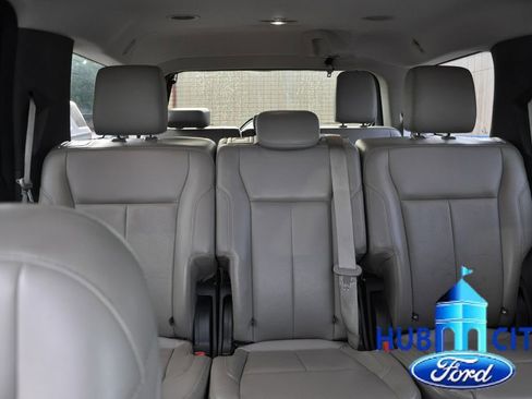 Used 2020 Ford Expedition XLT w/ Equipment Group 202A RWD image 22
