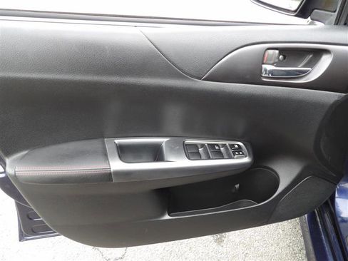 Used 2014 Subaru Impreza WRX Hatchback image 8