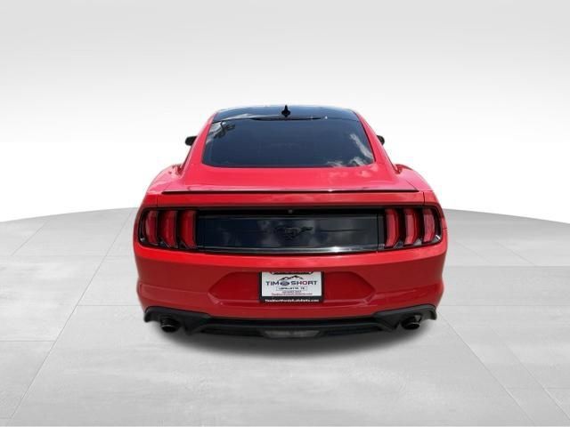 Used 2022 Ford Mustang Coupe w/ Black Accent Package RWD image 10