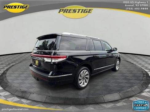 Used 2024 Lincoln Navigator L 4WD image 5