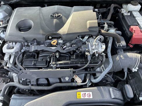 Used 2024 Toyota Camry SE FWD image 17