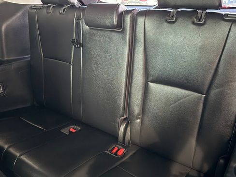 Used 2022 Toyota Highlander Limited image 38