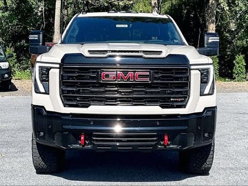 Used 2026 GMC Sierra 2500 AT4X AWD/4WD image 6