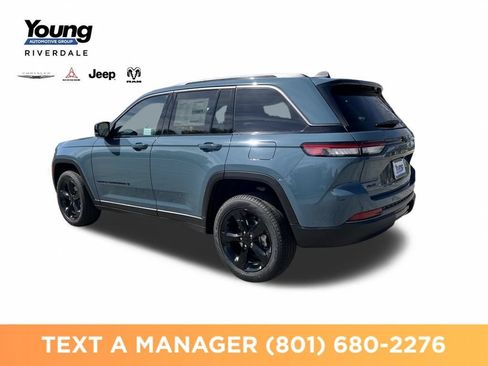 New 2026 Jeep Grand Cherokee Limited w/ Limited Altitude Package AWD/4WD image 3