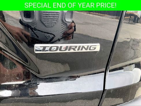 Used 2022 Honda CR-V Touring image 24