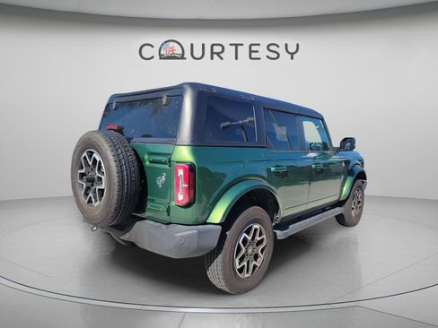 Used 2023 Ford Bronco Outer Banks AWD/4WD image 3