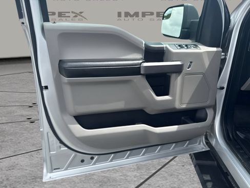 Used 2019 Ford F150 XLT AWD/4WD image 13