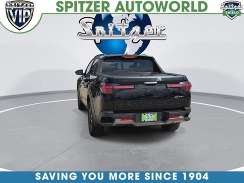 Used 2025 Hyundai Santa Cruz Limited image 8