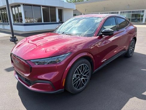 Used 2025 Ford Mustang Mach-E Premium AWD/4WD image 9