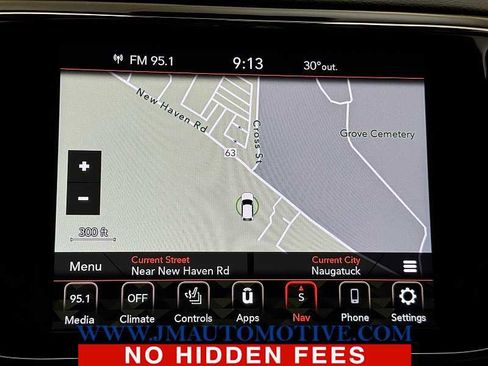 Used 2021 Jeep Grand Cherokee Limited w/ Luxury Group II image 29