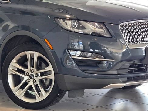 Used 2019 Lincoln MKC Reserve w/ MKC Climate Package AWD/4WD image 2