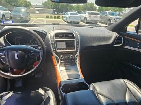 Used 2018 Lincoln MKX Reserve w/ Driver Assistance Package FWD image 7