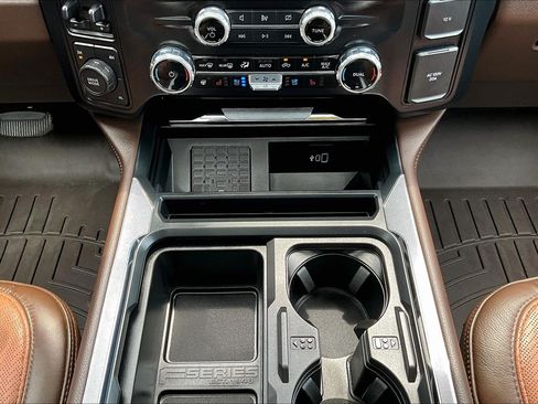 Used 2023 Ford F450 King Ranch w/ FX4 Off-Road Package AWD/4WD image 24