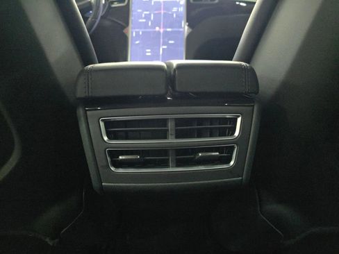 Used 2014 Tesla Model S 85 image 29