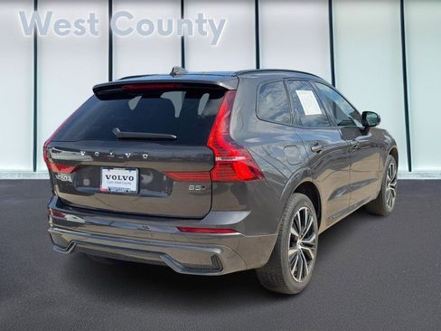 Certified 2025 Volvo XC60 B5 Plus image 4