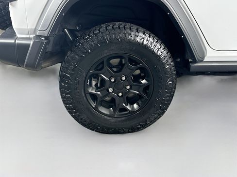 Used 2023 Jeep Wrangler Unlimited w/ Cold Weather Group AWD/4WD image 11