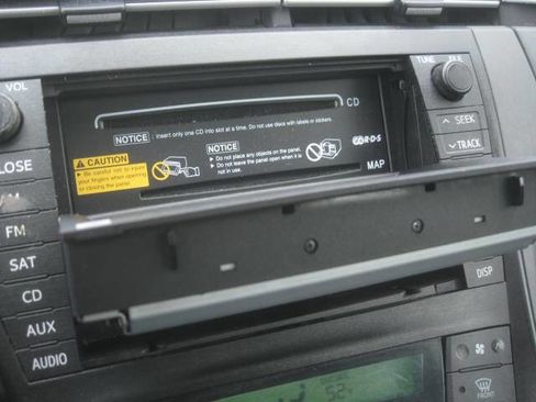 Used 2010 Toyota Prius Two image 31