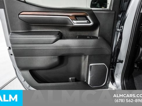 Used 2025 GMC Sierra 1500 SLT RWD image 44