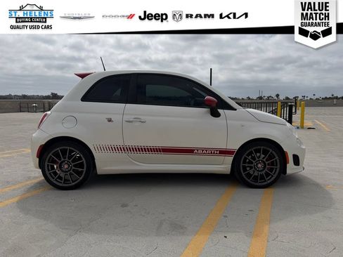 Used 2019 FIAT 500 Abarth w/ Popular Equipment Package FWD image 9