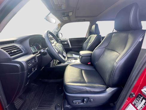 Used 2017 Toyota 4Runner Limited image 21