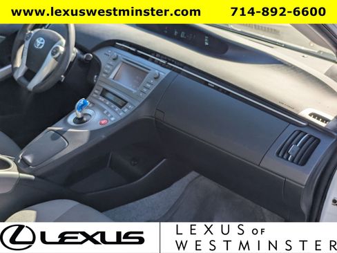 Used 2015 Toyota Prius Two image 6