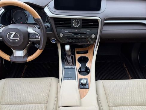 Used 2020 Lexus RX 450hL AWD w/ Premium Package image 16