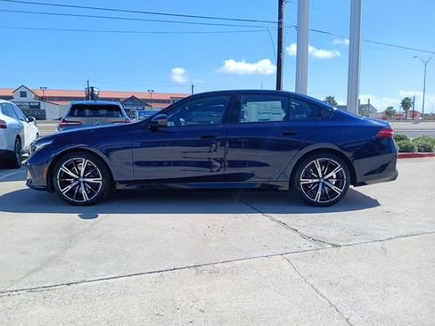 New 2026 BMW 530i w/ M Sport Package RWD image 6