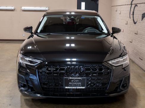 Used 2023 Audi A8 L 3.0T w/ Luxury Package image 11