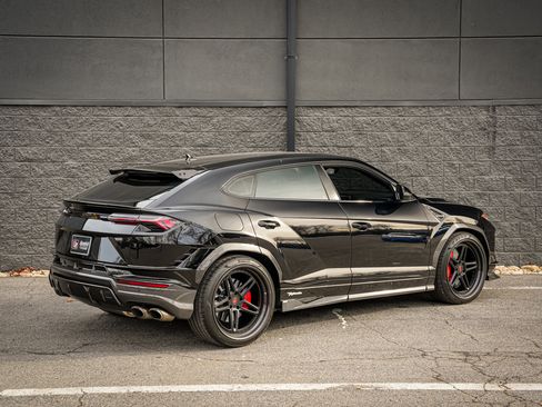 Used 2024 Lamborghini Urus Performante image 7