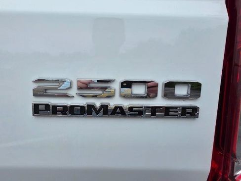 Used 2025 RAM ProMaster 2500 w/ Convenience Group FWD image 39