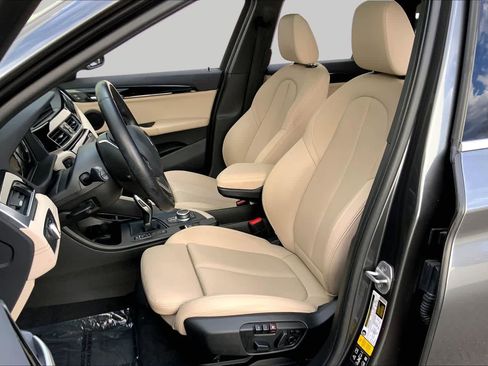 Used 2020 BMW X1 xDrive28i w/ Premium Package AWD/4WD image 7