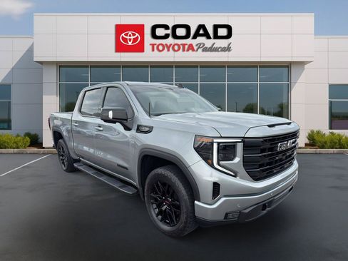 Used 2025 GMC Sierra 1500 Elevation w/ Elevation Premium Package AWD/4WD image 5