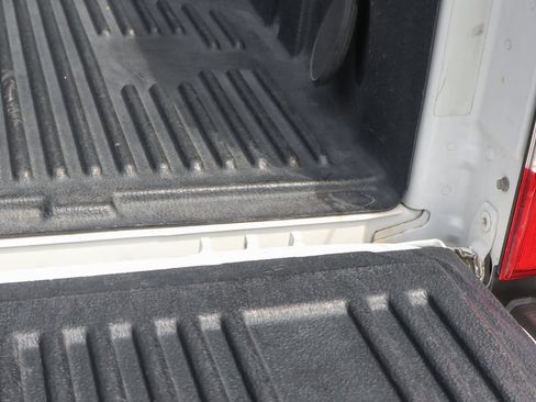 Used 2018 Ford F250 Lariat w/ Lariat Value Package AWD/4WD image 9