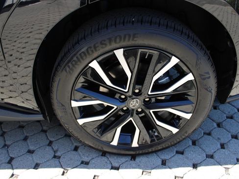 Certified 2026 Toyota bZ AWD/4WD image 13