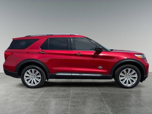 Used 2023 Ford Explorer King Ranch w/ Technology Package AWD/4WD image 6