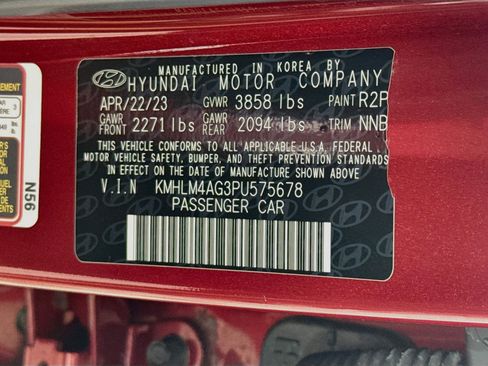 Used 2023 Hyundai Elantra SEL w/ Cargo Package FWD image 40